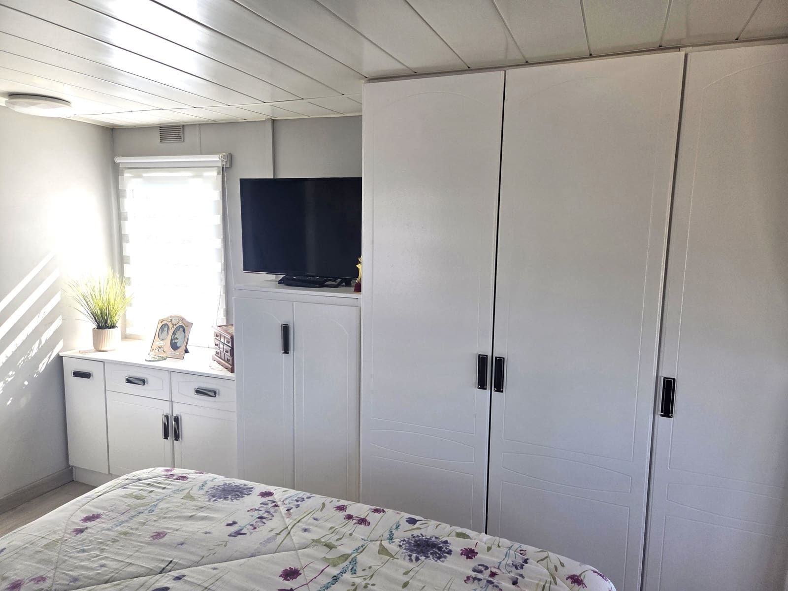 Casa Móvil de 2 habitaciones en Mollina en venta con piscina garaje - 53.865 € (Ref: 9895232)