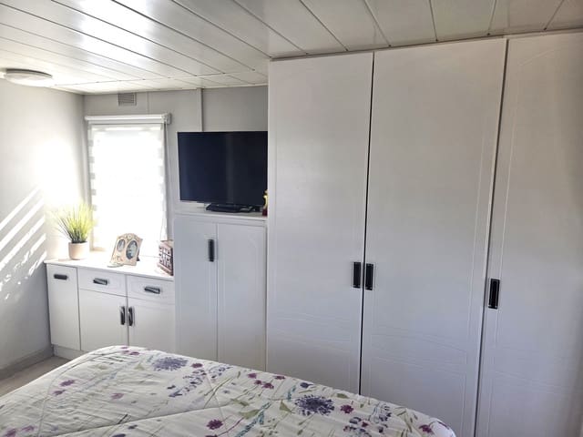 Casa Móvil de 2 habitaciones en Mollina en venta con piscina garaje - 53.865 € (Ref: 9895232)