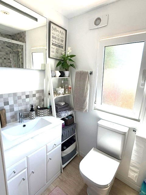 2 Zimmer Mobilhaus zu verkaufen in Cabopino mit Pool Garage - 89.672 € (Ref: 9905010)