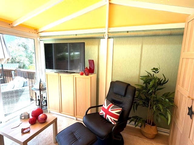 2 Zimmer Mobilhaus zu verkaufen in Cabopino mit Pool Garage - 89.672 € (Ref: 9905010)