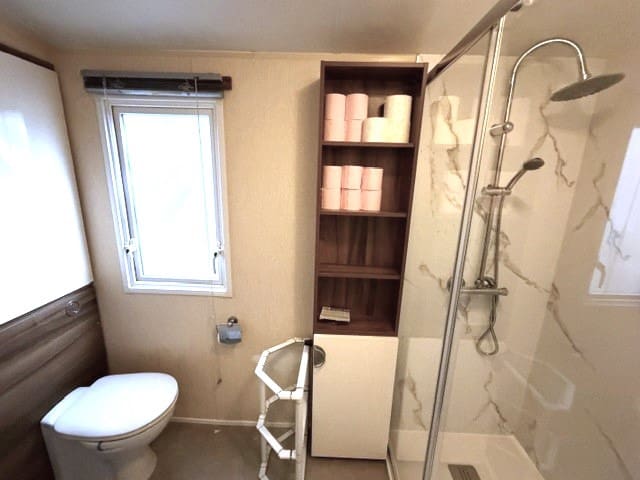 2 bedroom Mobile Home for sale in Cabopino with pool garage - € 78,897 (Ref: 9922817)