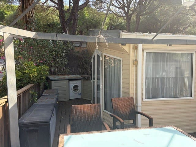 2 bedroom Mobile Home for sale in Cabopino with pool garage - € 78,897 (Ref: 9922817)