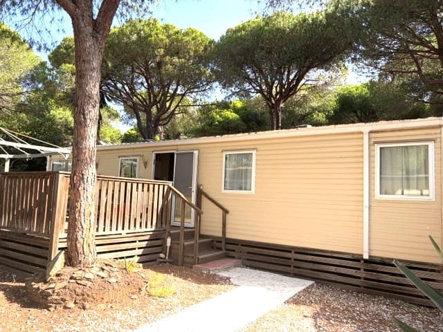 2 bedroom Mobile Home for sale in Cabopino with pool garage - € 78,897 (Ref: 9922817)