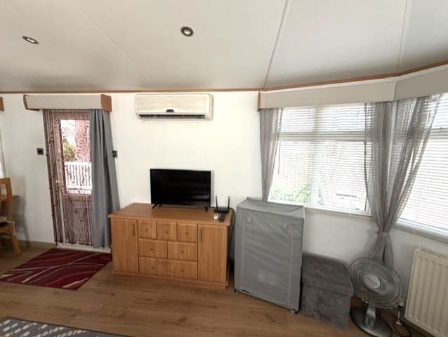 2 bedroom Mobile Home for sale in Cabopino, Marbella with pool garage - € 79,630 (Ref: 9981445)