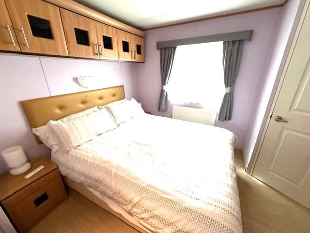 2 bedroom Mobile Home for sale in Cabopino with pool garage - € 79,630 (Ref: 9981445)