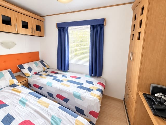 2 sypialnia Domek mobilny na sprzedaż w Cabopino, Marbella z basenem garażem - 73 591 € (Ref: 9981445)