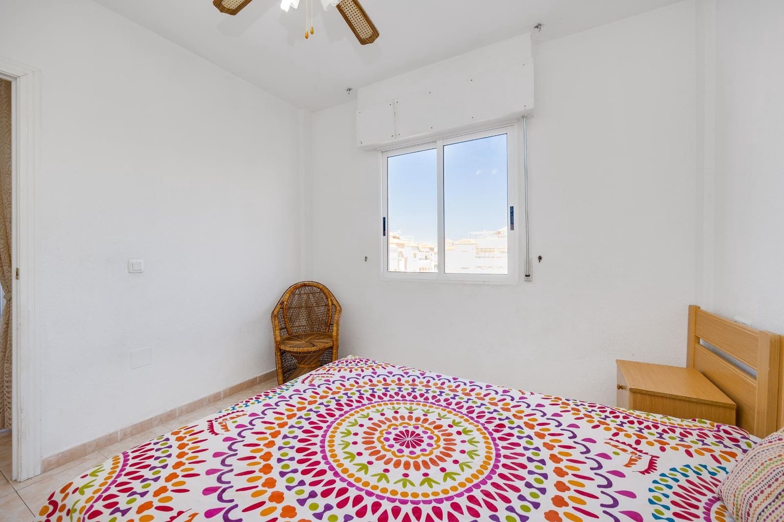 2 bedroom Apartment for sale in Torrevieja with pool - € 129,900 (Ref: 4155777)