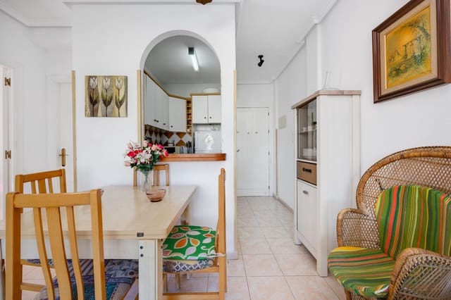 2 bedroom Apartment for sale in Playa de los Náufragos, Torrevieja with pool - € 129,900 (Ref: 4155777)