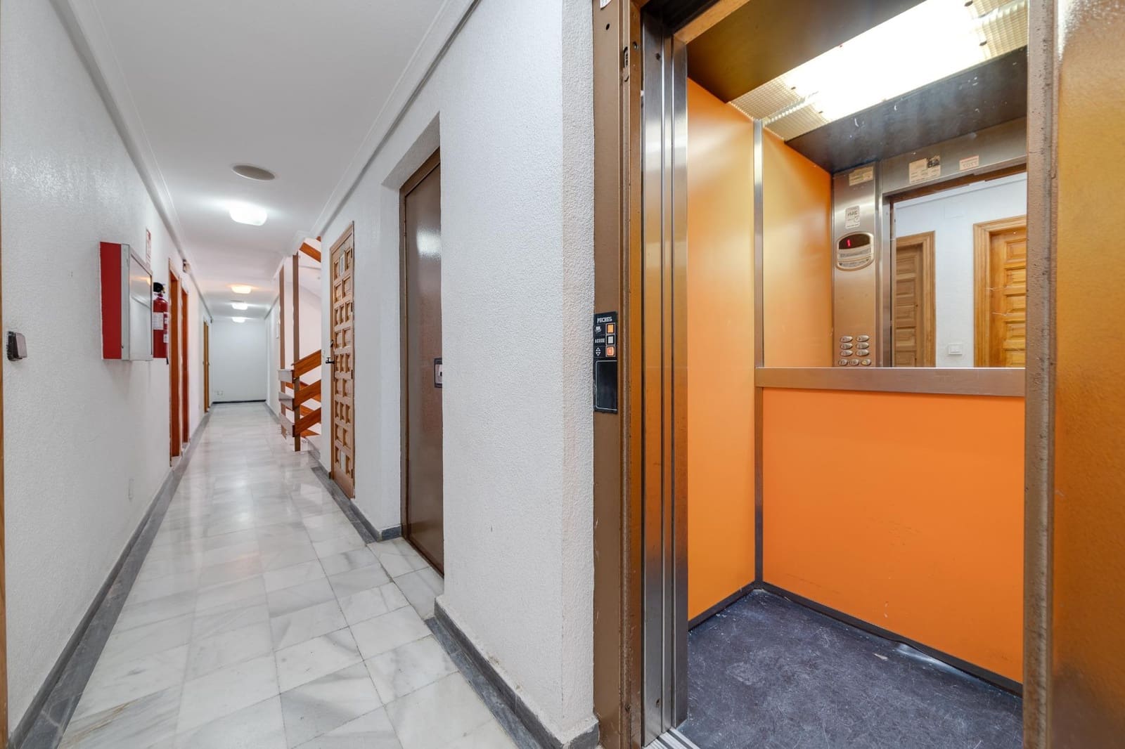 Studio na sprzedaż w Torrevieja - 88 900 € (Ref: 8308838)