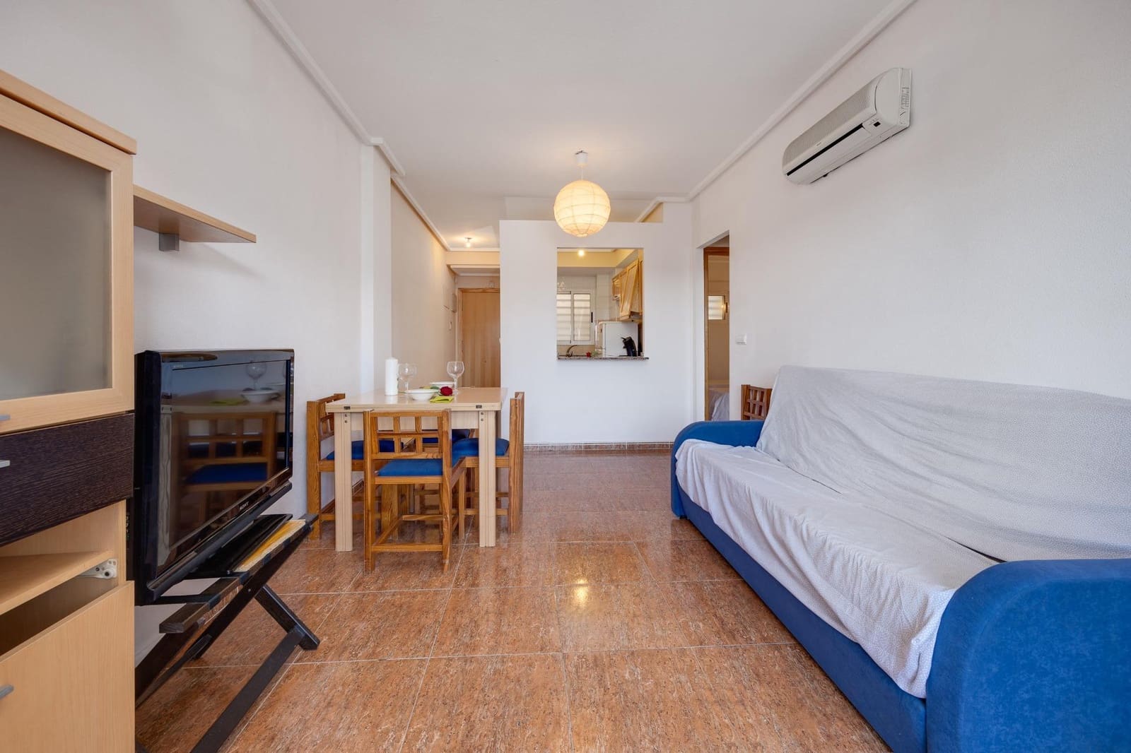 2 soveværelse Lejlighed til salg i Torrevieja med swimmingpool garage - € 110.900 (Ref: 8448273)