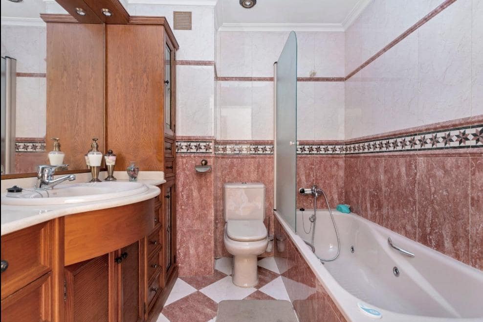 3 chambre Appartement à vendre à Torrevieja - 233 500 € (Ref: 9001547)