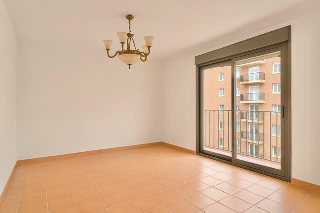 Apartamento de 3 habitaciones en Centro - Muelle Pesquero, Torrevieja en venta - 233.500 € (Ref: 9001547)