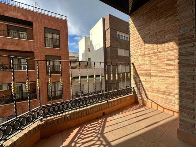 Apartamento de 3 habitaciones en Centro - Muelle Pesquero, Torrevieja en venta - 233.500 € (Ref: 9001547)