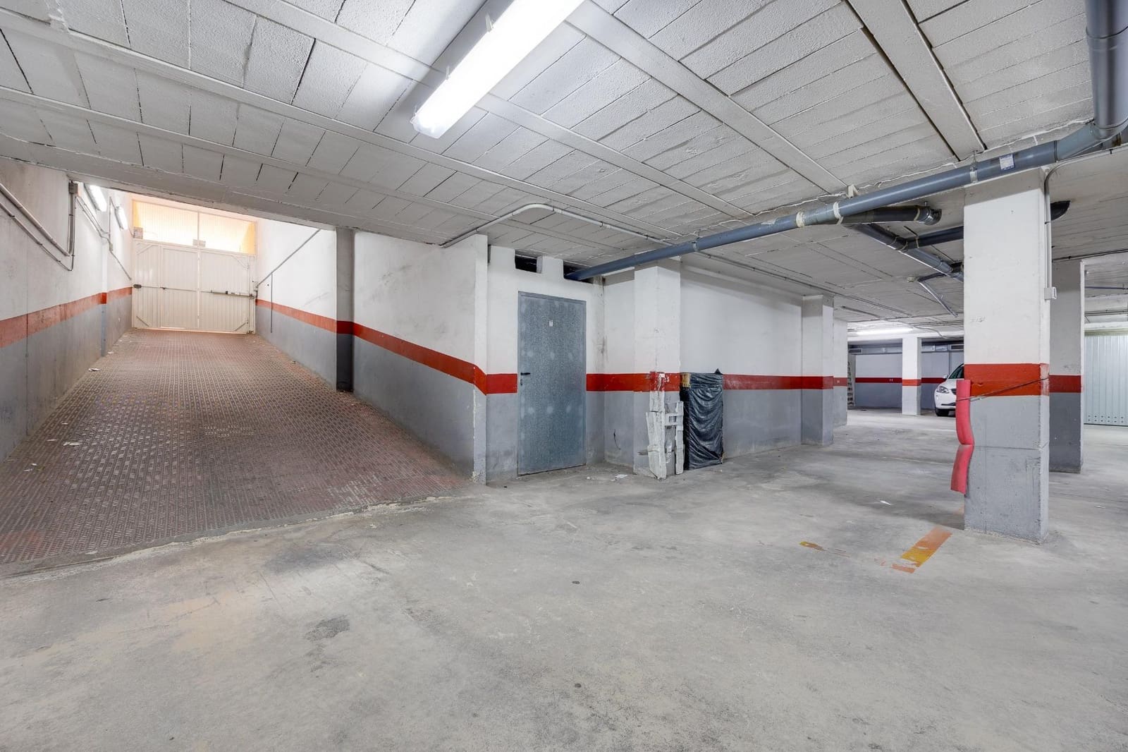 3 bedroom Penthouse for sale in Torrevieja with garage - € 185,000 (Ref: 9023105)