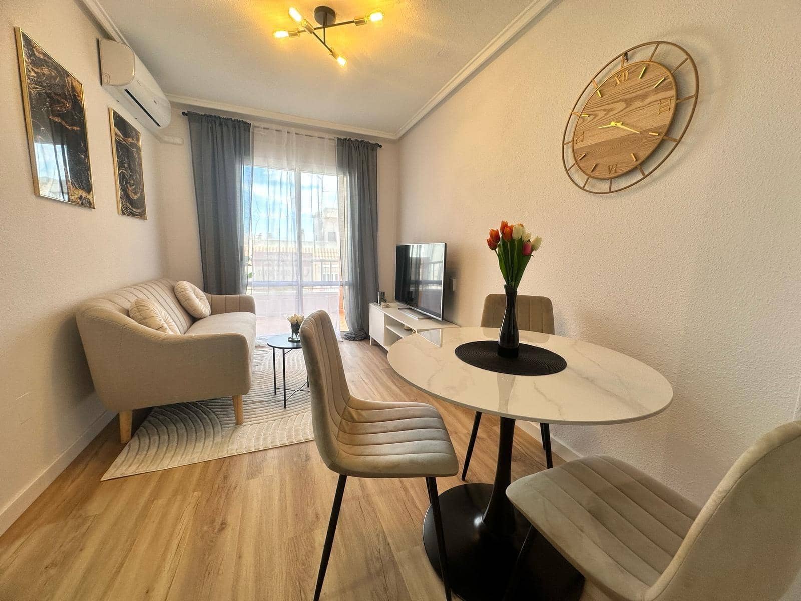 2 bedroom Apartment for sale in Torrevieja - € 164,900 (Ref: 9023109)