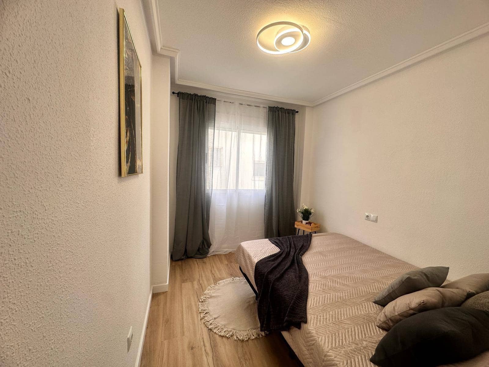 2 bedroom Apartment for sale in Torrevieja - € 164,900 (Ref: 9023109)