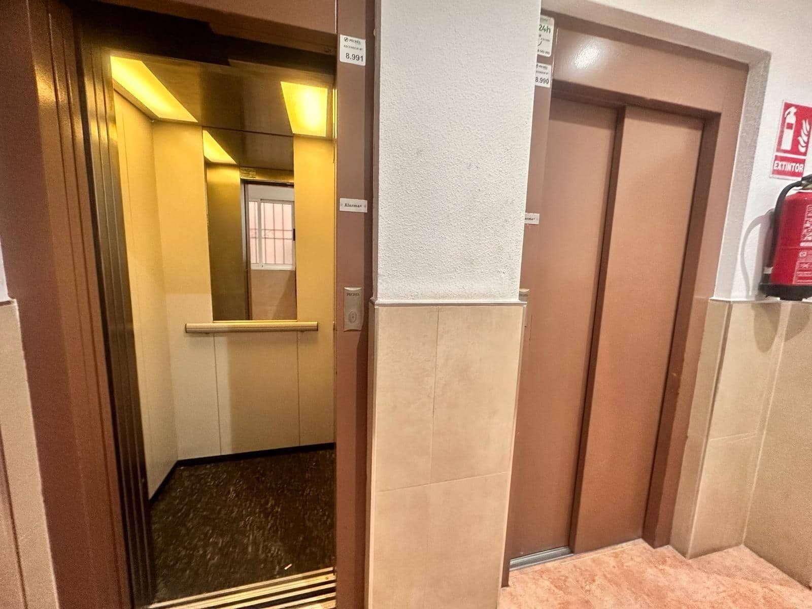 2 bedroom Apartment for sale in Torrevieja - € 164,900 (Ref: 9023109)