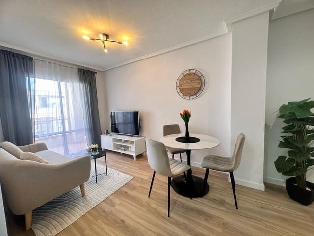 Apartamento de 2 habitaciones en Torrevieja en venta - 164.900 € (Ref: 9023109)