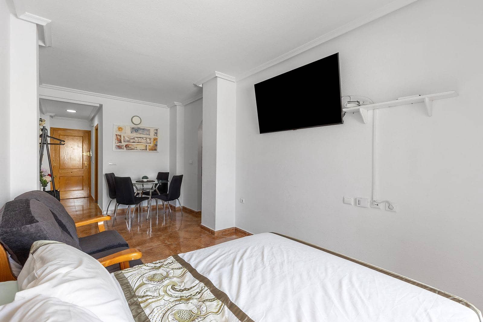 Monolocale in vendita in Torrevieja con piscina - 92.000 € (Rif: 9065126)