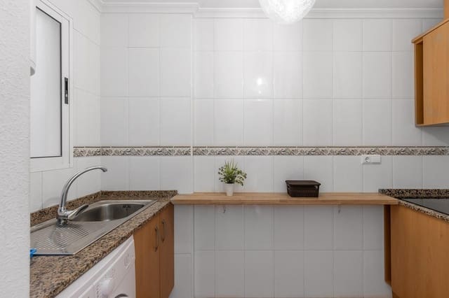 Studio till salu i El Molino, Torrevieja med pool - 92 000 € (Ref: 9065126)