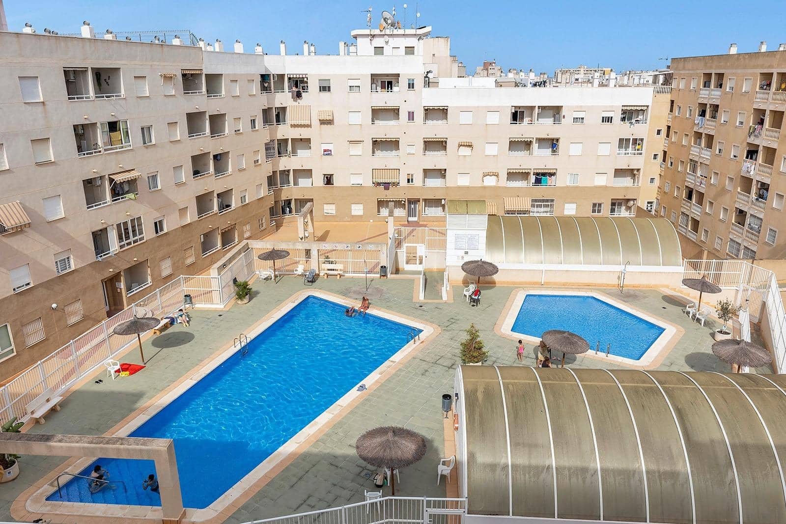 Monolocale in vendita in Torrevieja con piscina - 92.000 € (Rif: 9065126)