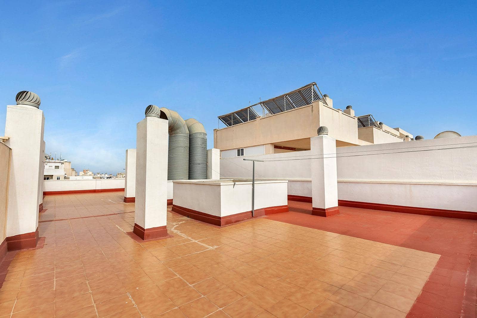 Monolocale in vendita in Torrevieja con piscina - 92.000 € (Rif: 9065126)