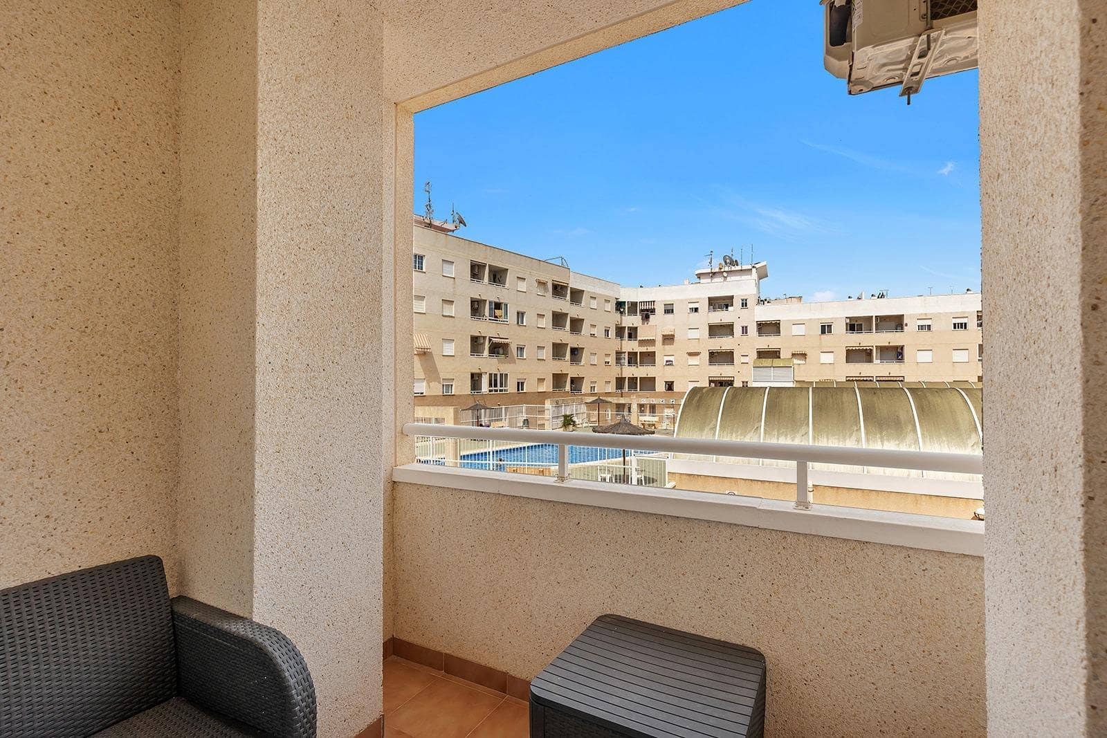 Monolocale in vendita in Torrevieja con piscina - 92.000 € (Rif: 9065126)