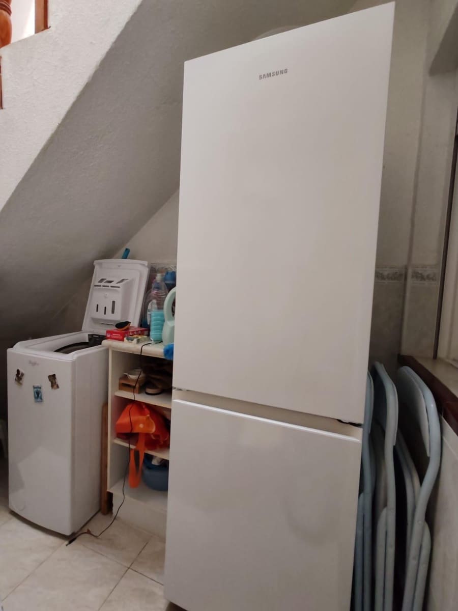 3 makuuhuone Huoneisto myytävänä paikassa Los Altos mukana uima-altaan - 185 000 € (Ref: 9112273)