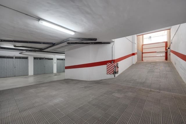Garage for sale in Playa del Acequión, Torrevieja - € 26,500 (Ref: 9147032)