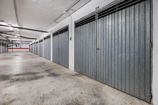 Garage for sale in Playa del Acequión, Torrevieja - € 26,500 (Ref: 9147032)