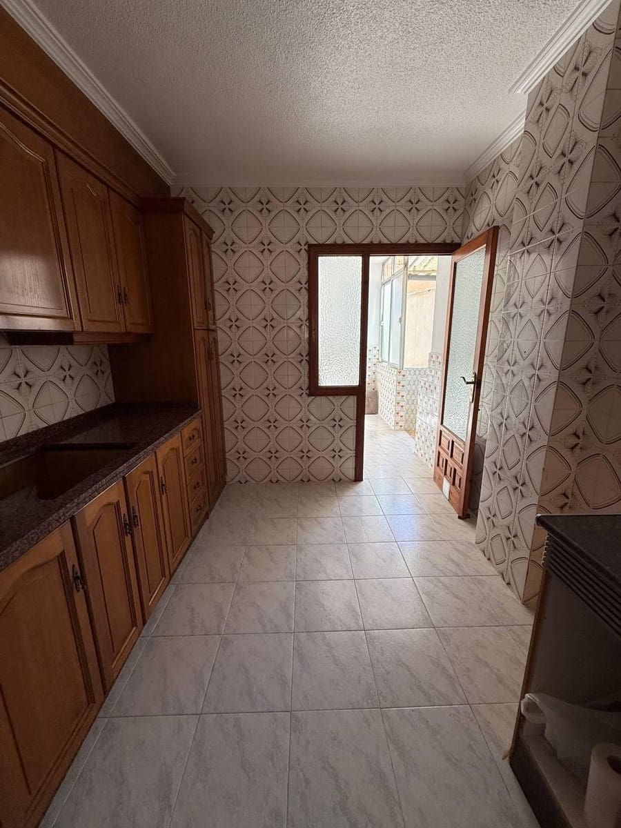 Apartamento de 3 habitaciones en Torrevieja en venta - 165.000 € (Ref: 9171374)