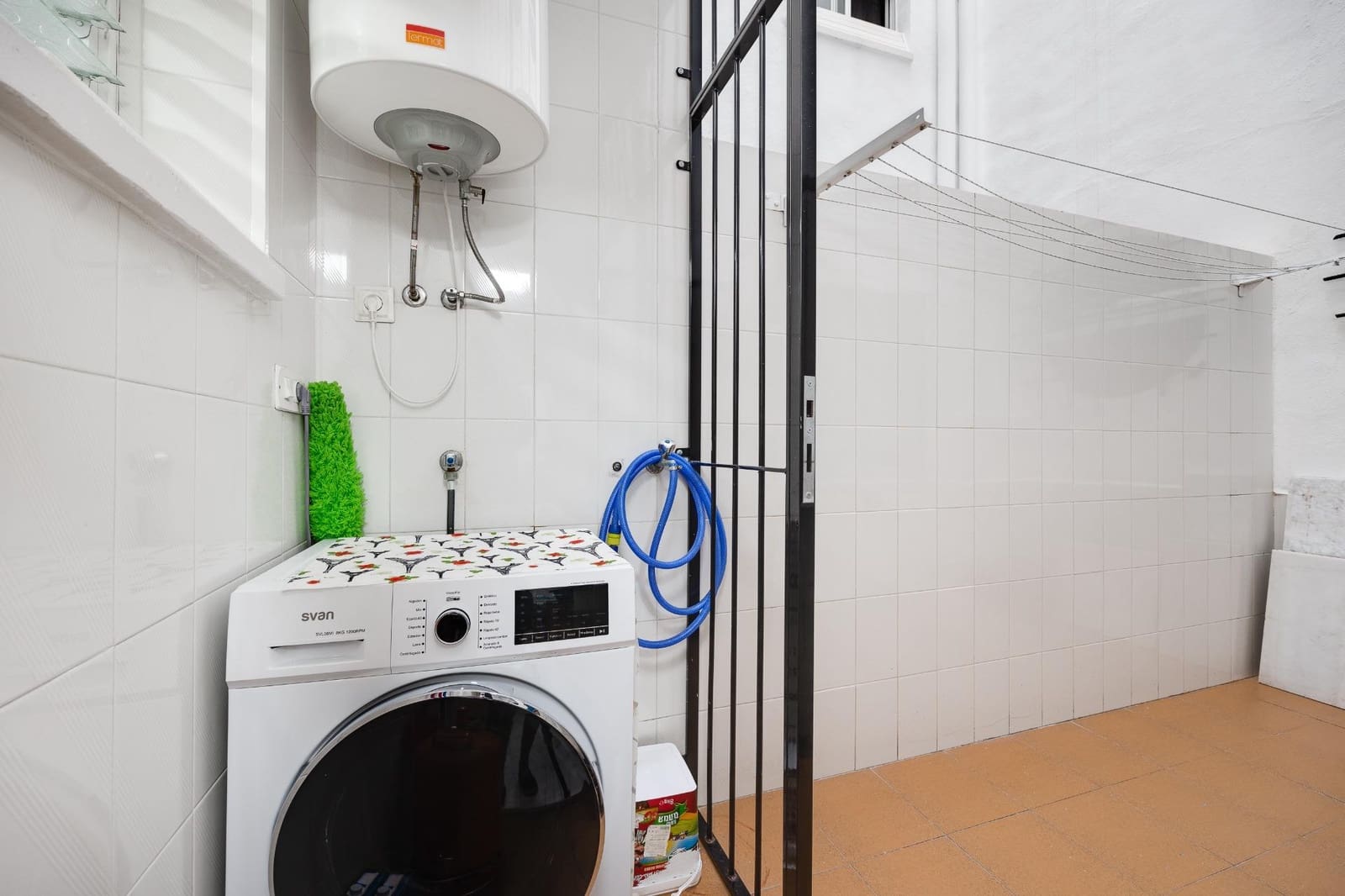 2 soverom Leilighet til salgs i Torrevieja med garasje - € 156 900 (Ref: 9180930)