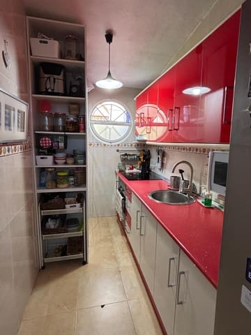 3 quarto Moradia para venda em Playa de los Locos, Torrevieja com piscina - 179 900 € (Ref: 9185330)