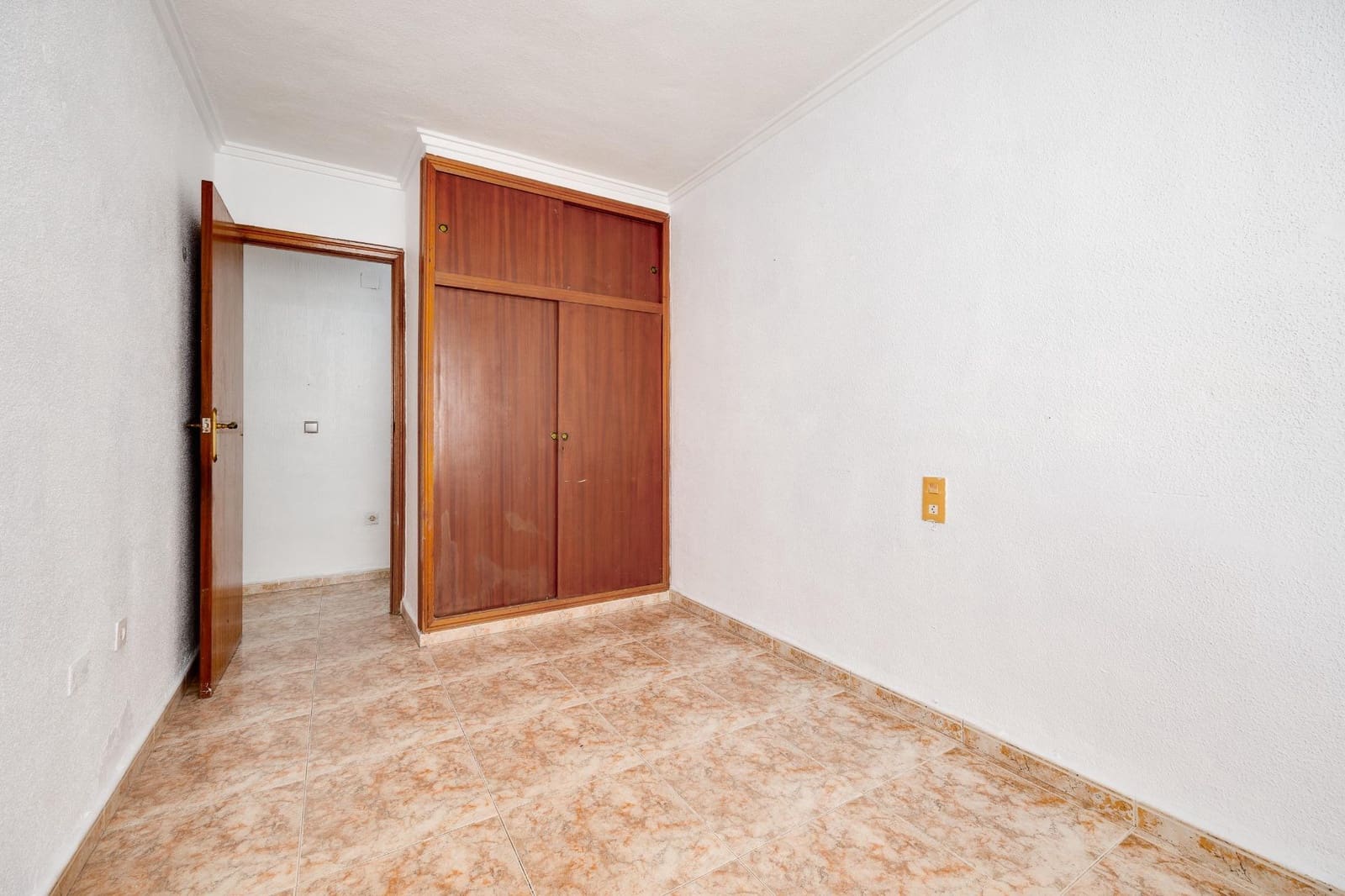 3 quarto Apartamento para venda em Torrevieja com garagem - 159 900 € (Ref: 9226987)