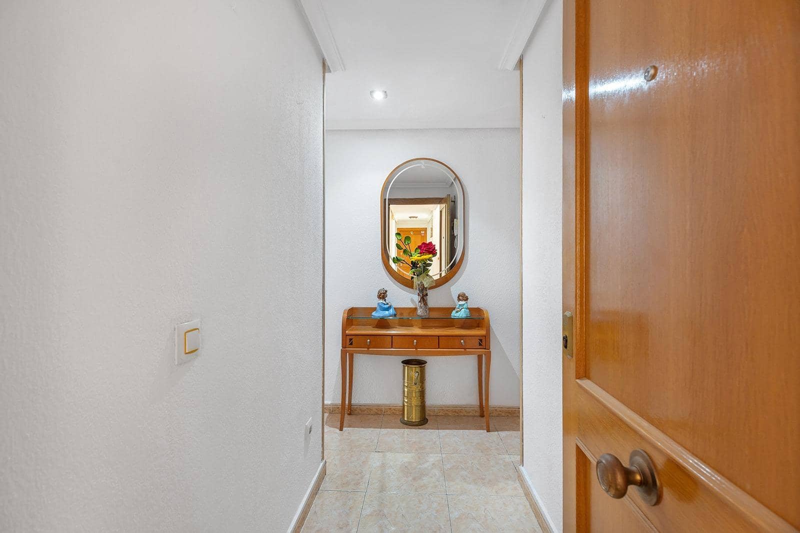 2 soveværelse Penthouse til salg i Torrevieja - € 127.260 (Ref: 9232850)