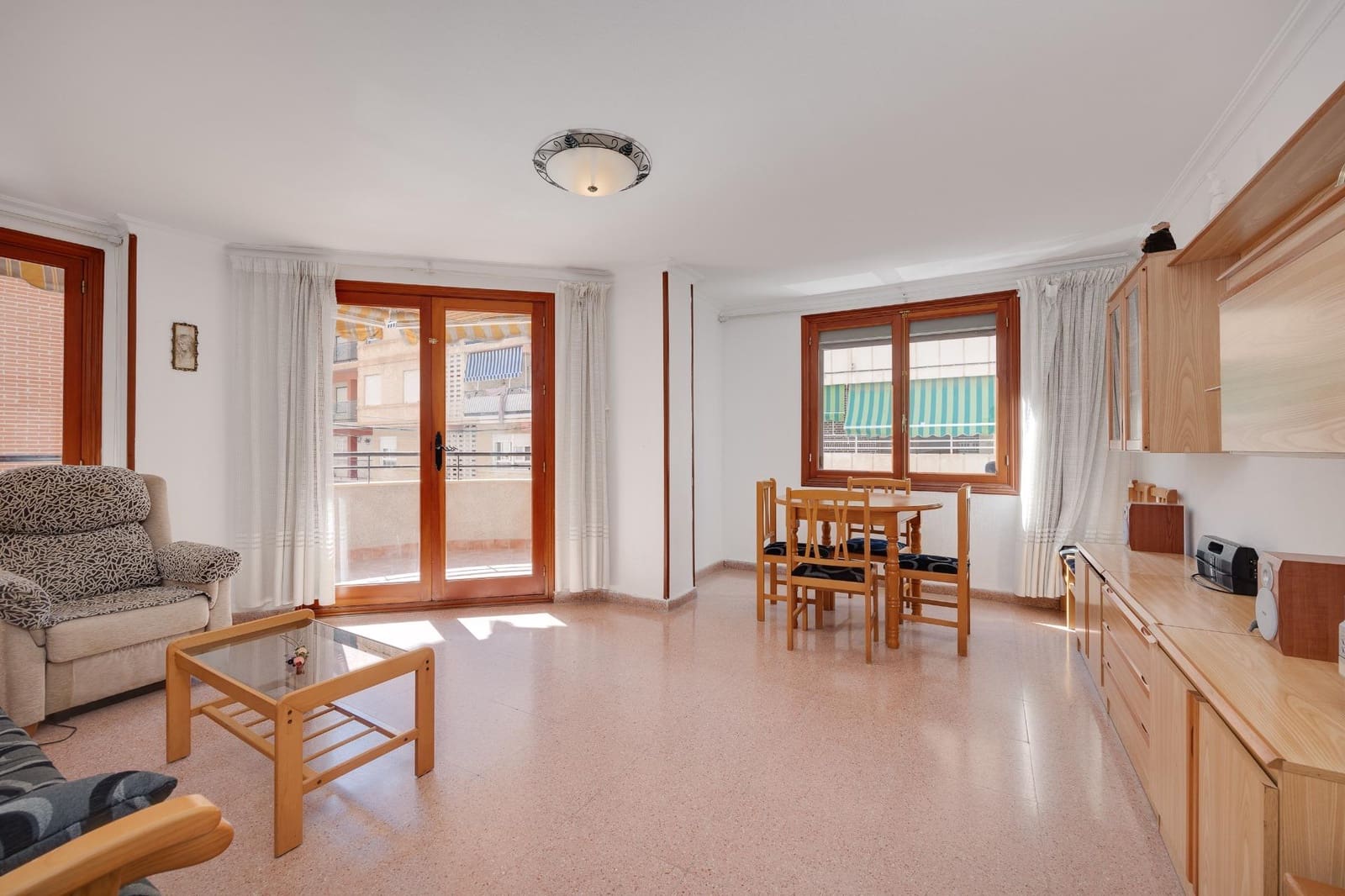 3 soveværelse Lejlighed til salg i Torrevieja - € 161.900 (Ref: 9232853)