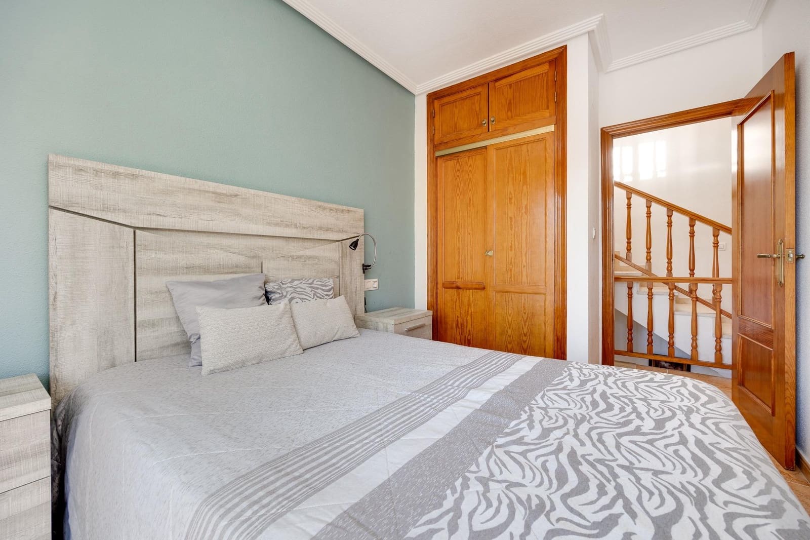 2 soverom Villa til salgs i Torrevieja med svømmebasseng - € 162 000 (Ref: 9240338)