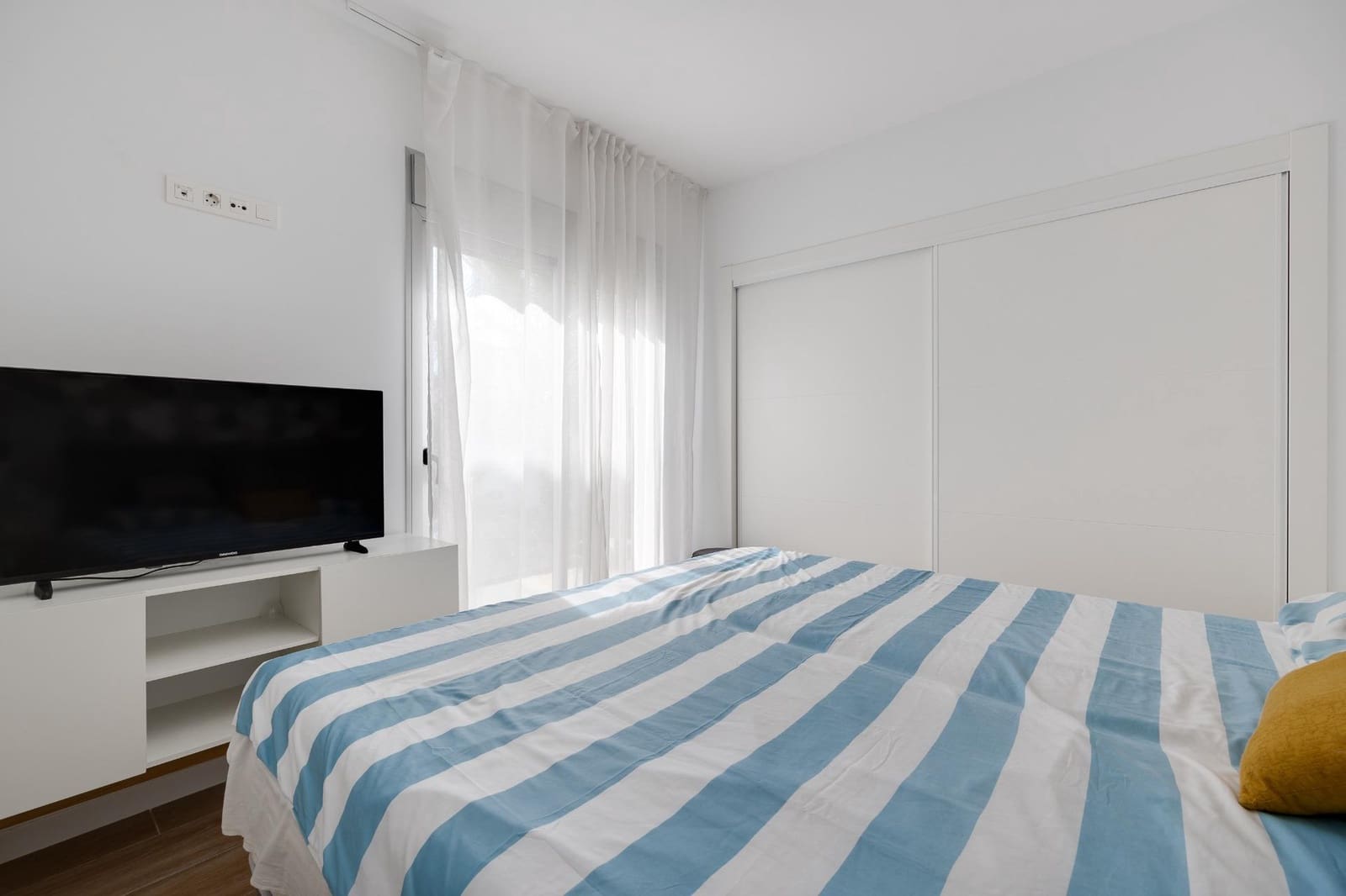 3 quarto Moradia para venda em Torrevieja com piscina - 439 000 € (Ref: 9291515)