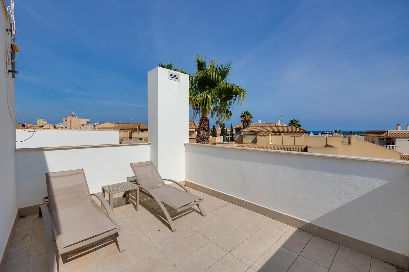 3 quarto Moradia para venda em Torrevieja com piscina - 439 000 € (Ref: 9291515)