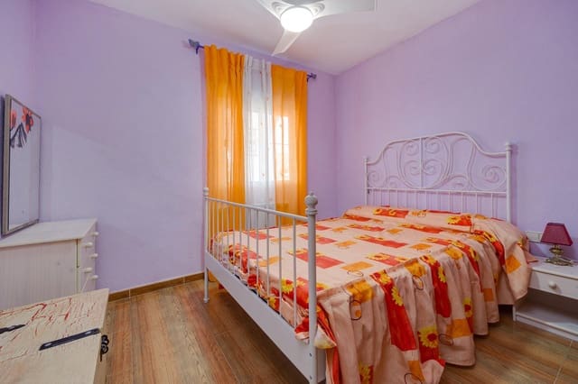 3 Zimmer Villa zu verkaufen in Los Balcones mit Garage - 351.000 € (Ref: 9296851)