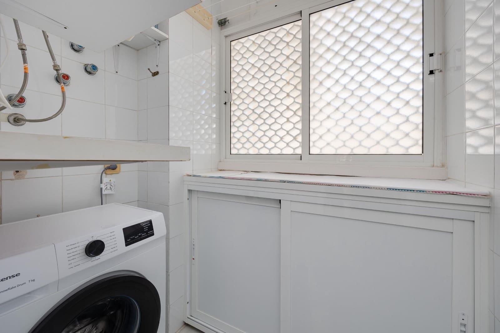 1 sovrum Lägenhet till salu i Torrevieja med pool - 149 500 € (Ref: 9321859)