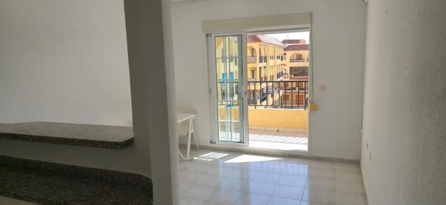 Penthouse à vendre à Los Europeos, Torrevieja avec piscine - 92 969 € (Ref: 9321864)