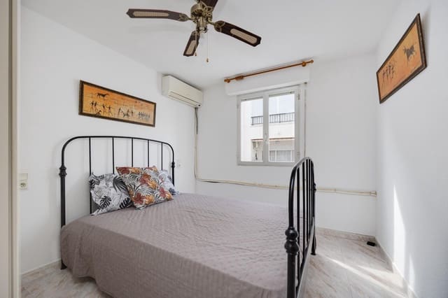 2 quarto Apartamento para venda em Torrevieja - 150 000 € (Ref: 9330587)