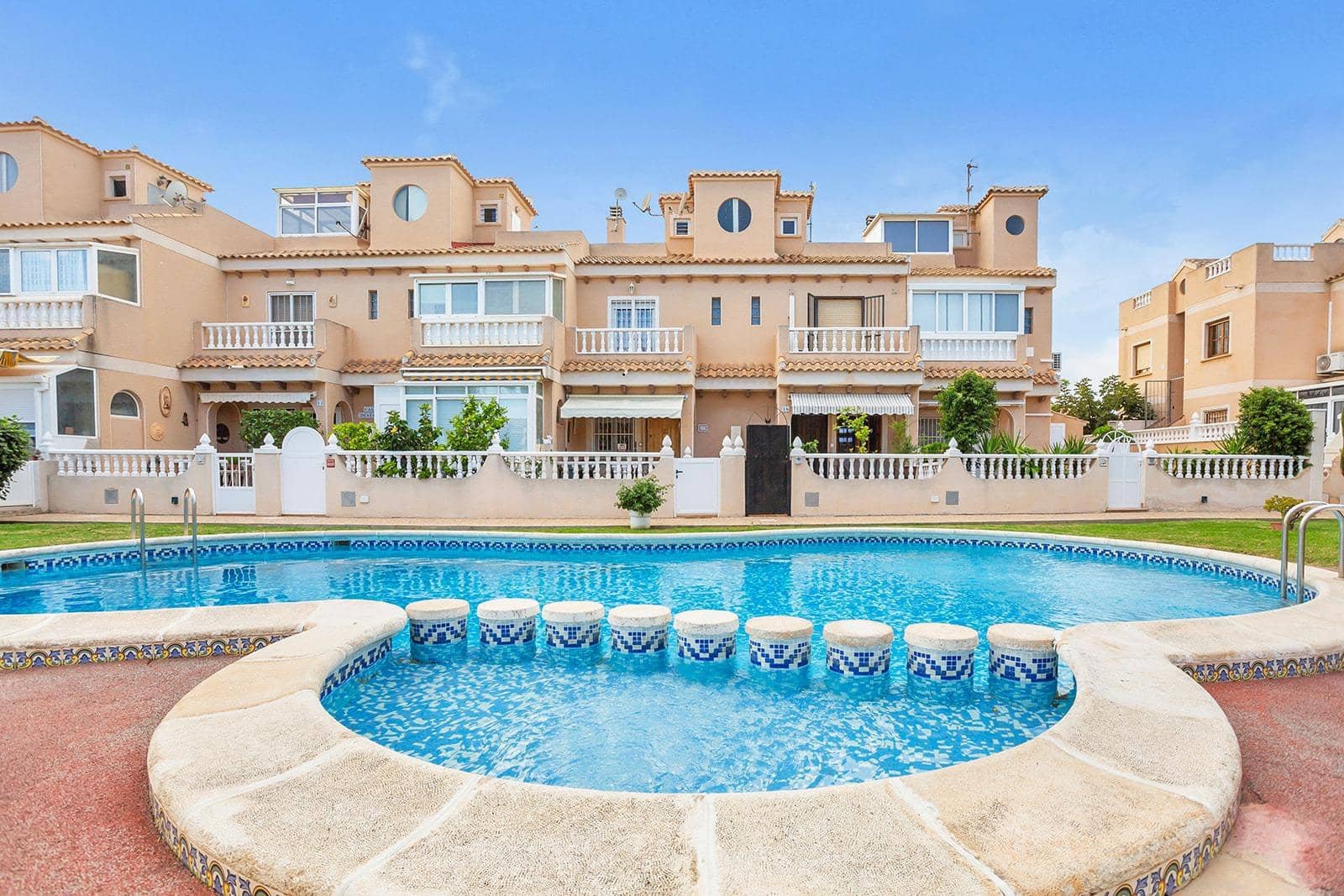 2 quarto Apartamento para venda em Aguas Nuevas com piscina - 212 100 € (Ref: 9337977)