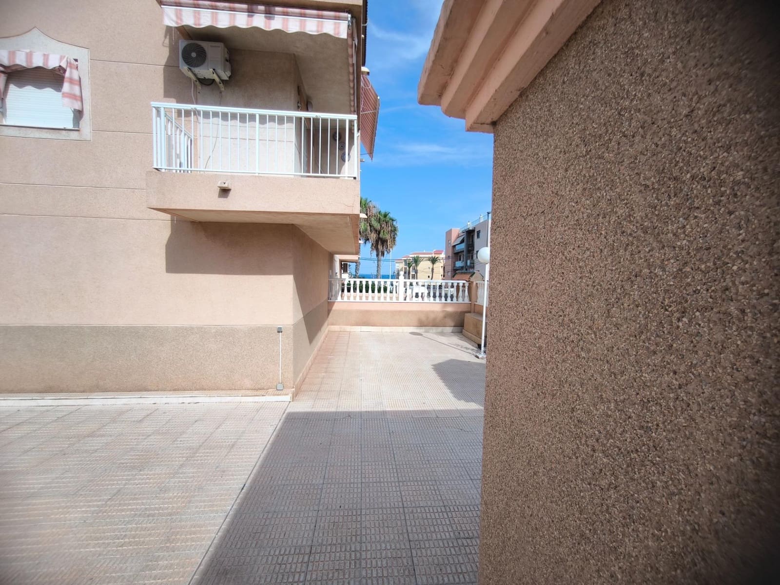 2 slaapkamer Appartement te koop in Punta Prima - € 148.500 (Ref: 9353577)