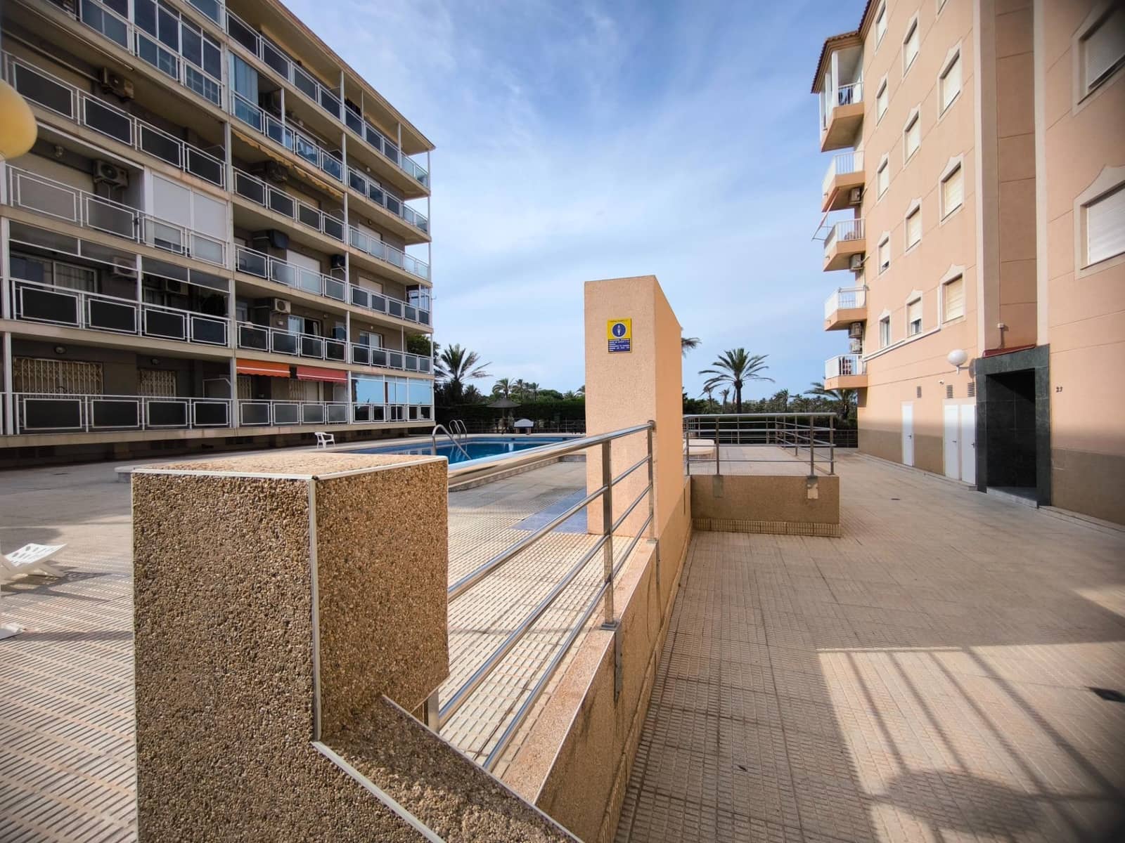 2 slaapkamer Appartement te koop in Punta Prima - € 148.500 (Ref: 9353577)