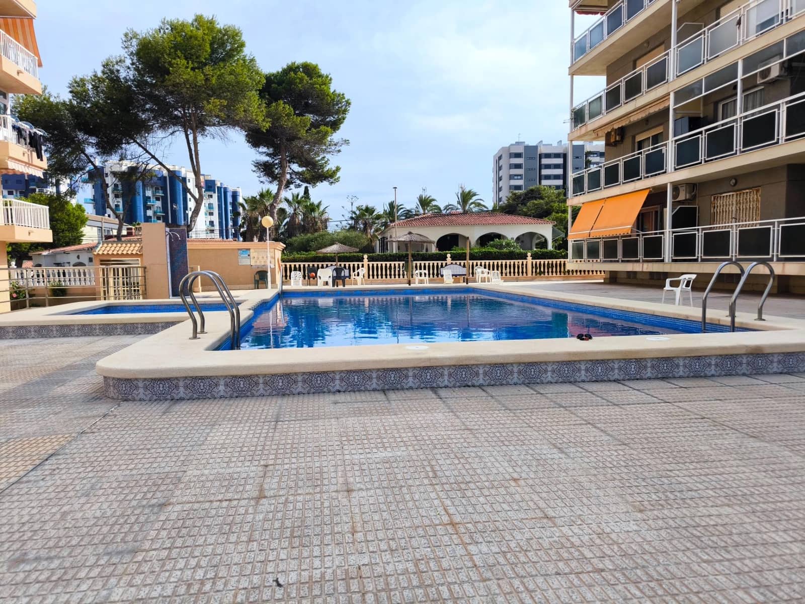 2 slaapkamer Appartement te koop in Punta Prima - € 148.500 (Ref: 9353577)