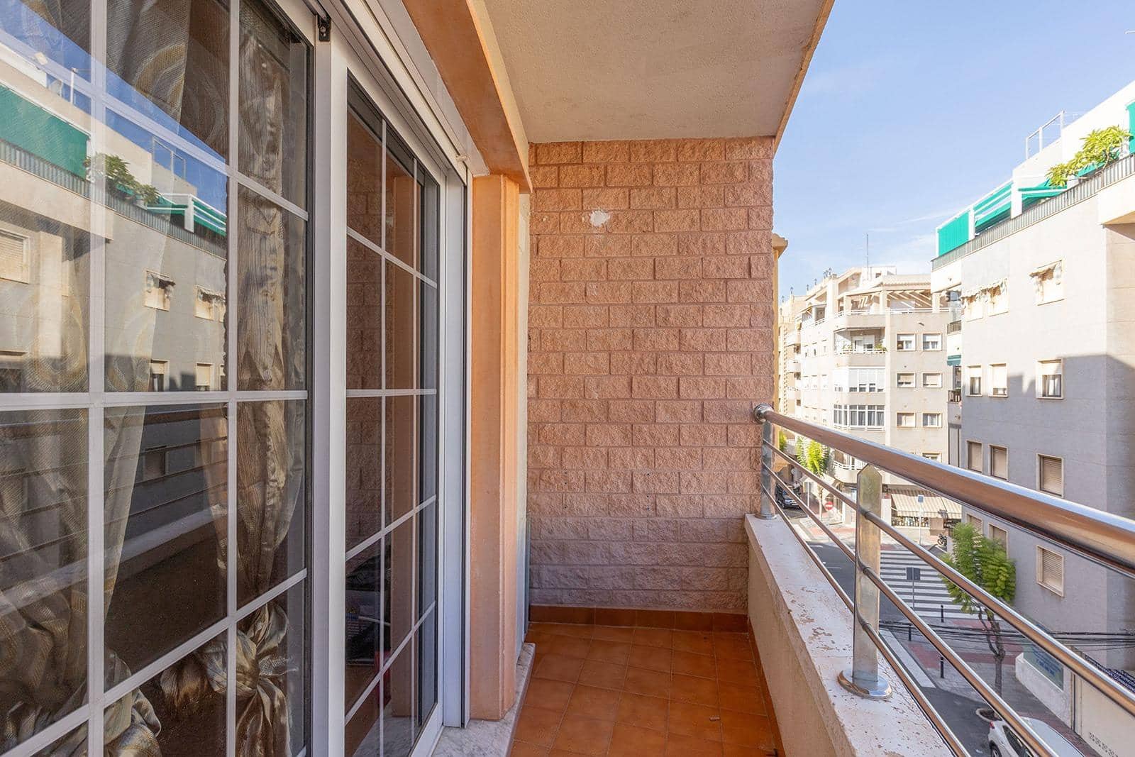 2 camera da letto Appartamento in vendita in Torrevieja - 117.000 € (Rif: 9353579)