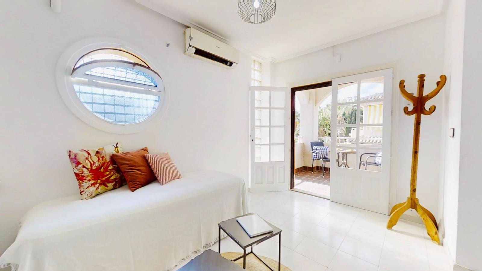 2 camera da letto Bungalow in vendita in Torrevieja con piscina - 144.500 € (Rif: 9375284)