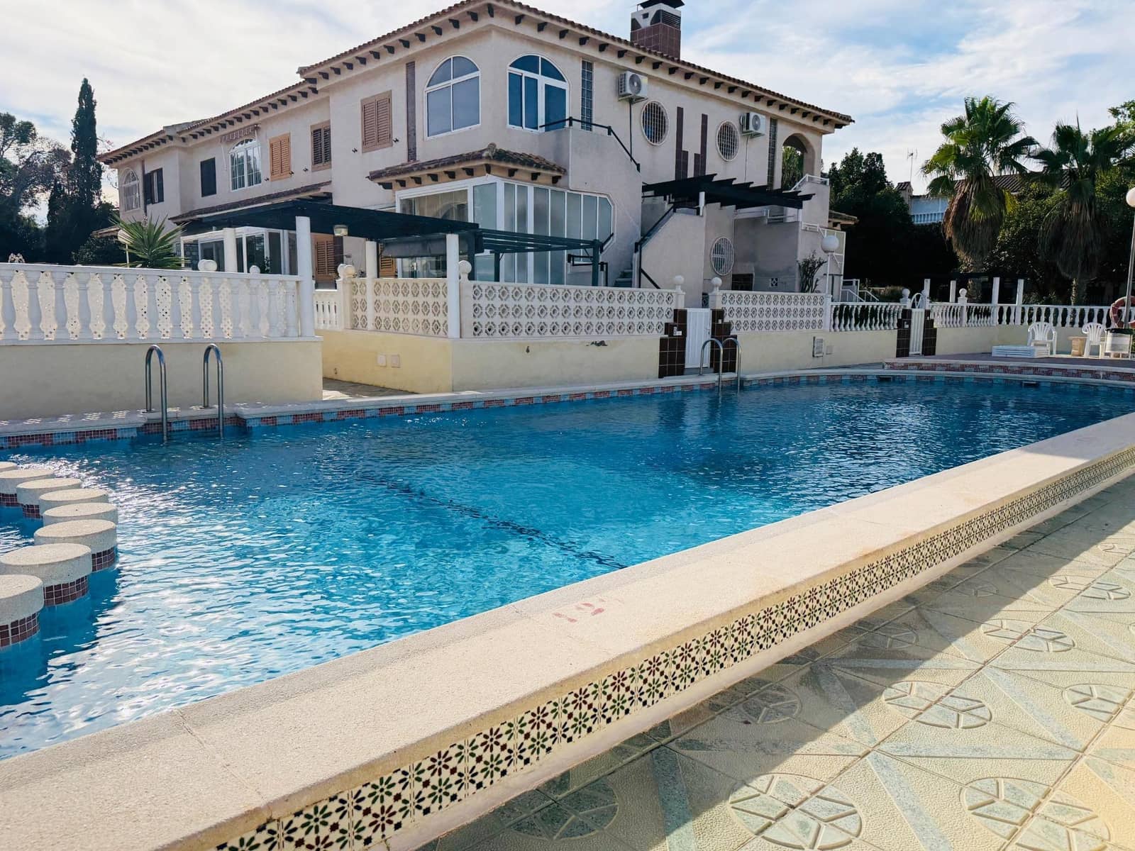 2 camera da letto Bungalow in vendita in Torrevieja con piscina - 144.500 € (Rif: 9375284)